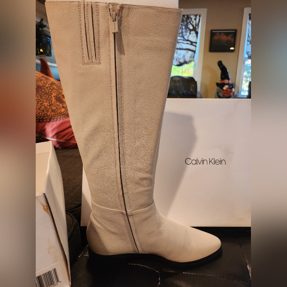 Calvin Klein Soft White Leather Boots size 9